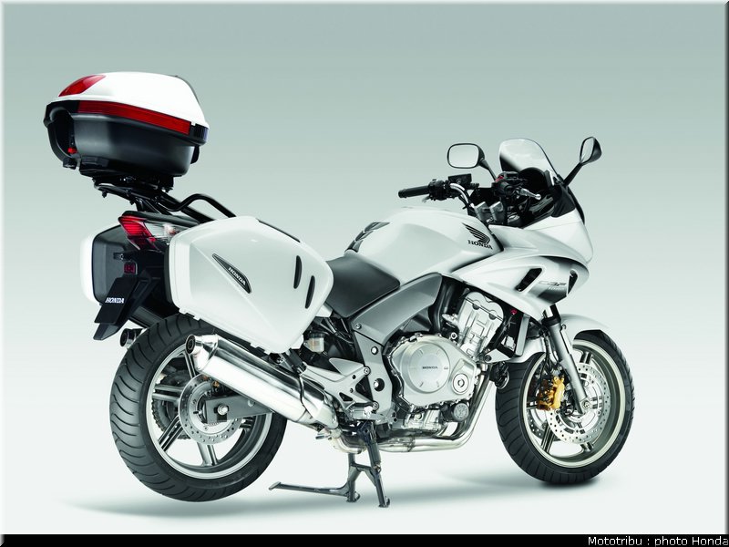 honda_cbf_1000_2009_057