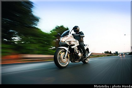 honda_cbf_1000_2009_004.jpg