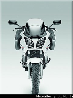 honda_cbf_1000_2009_065.jpg