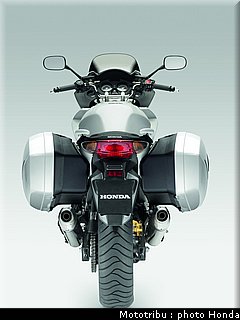 honda_cbf_1000_2009_067.jpg