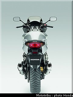 honda_cbf_1000_2009_069.jpg