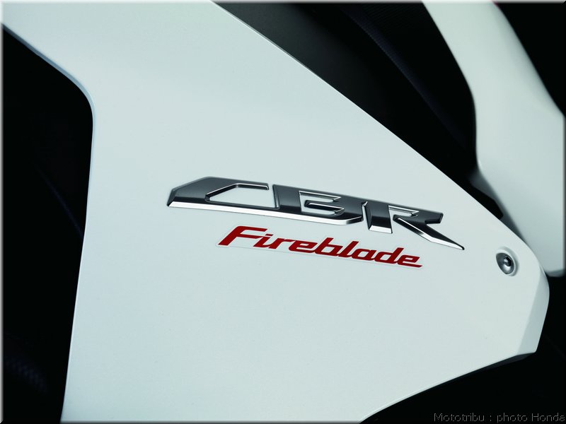 honda-cbr1000rr-2009_011
