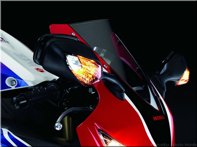 honda-cbr1000rr-2009_014