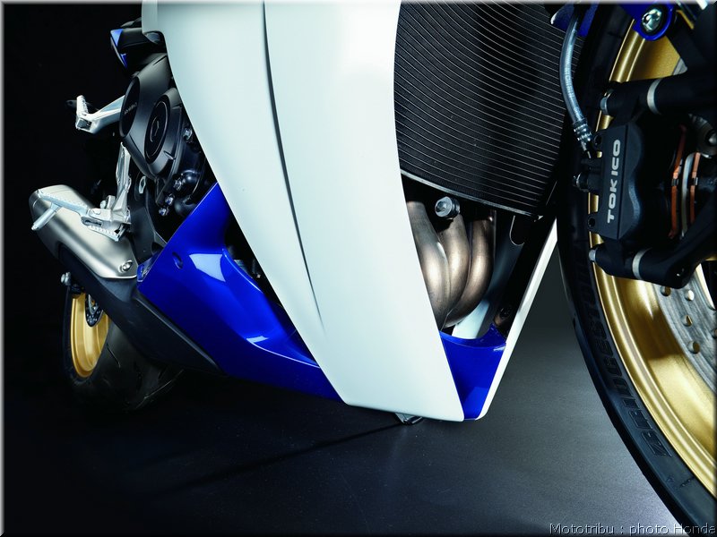 honda-cbr1000rr-2009_027