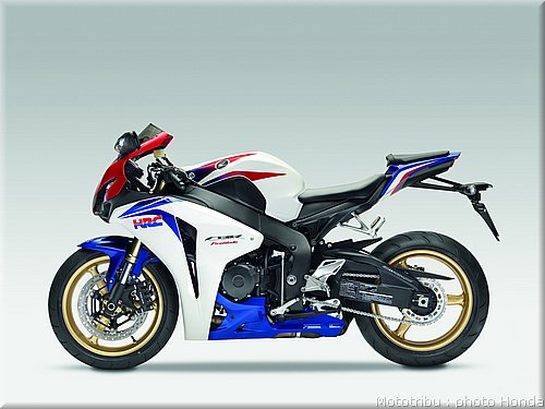 honda-cbr1000rr-2009_002.jpg