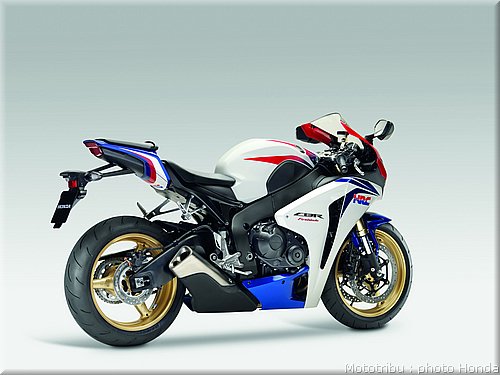 honda-cbr1000rr-2009_004.jpg