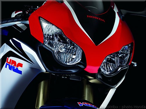 honda-cbr1000rr-2009_017.jpg