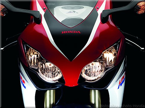 honda-cbr1000rr-2009_018.jpg