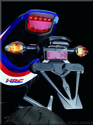 honda-cbr1000rr-2009_042.jpg