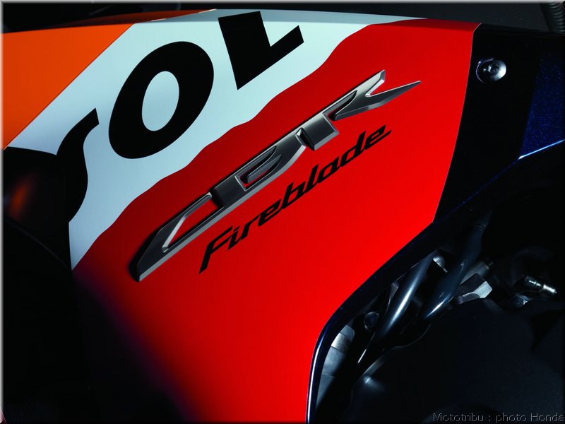 honda_cbr1000_rrabs_013