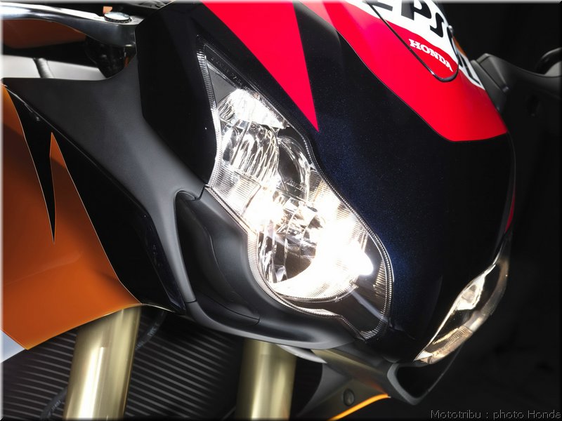 honda_cbr1000_rrabs_016