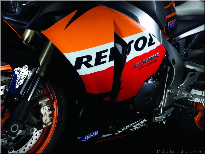 honda_cbr1000_rrabs_037