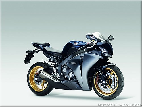 honda_cbr1000_rrabs_002.jpg