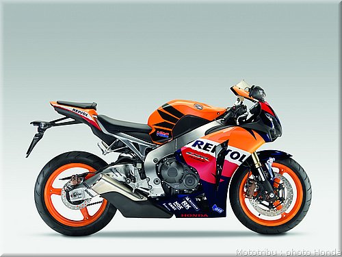 honda_cbr1000_rrabs_005.jpg