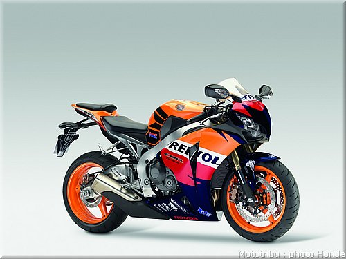 honda_cbr1000_rrabs_007.jpg