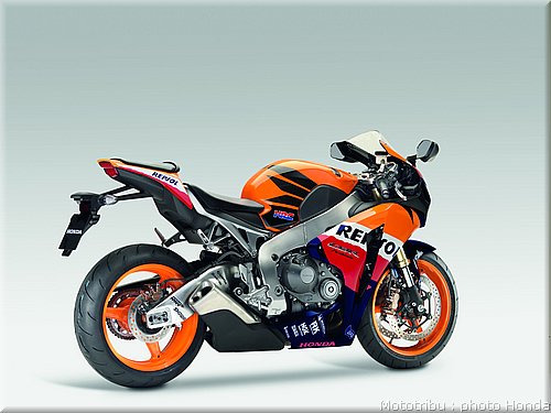 honda_cbr1000_rrabs_008.jpg