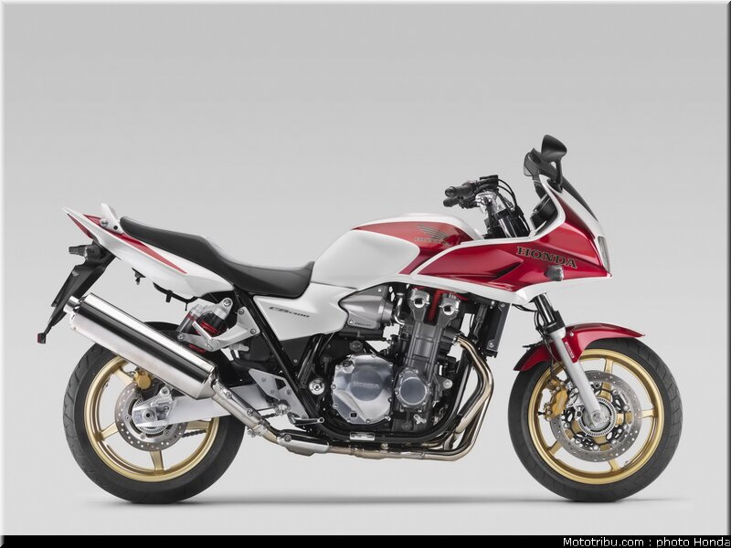 honda_cb1300s_2009_003