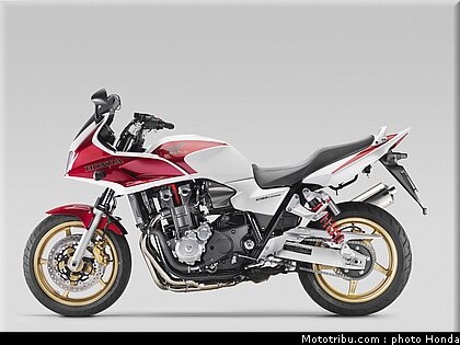 honda_cb1300s_2009_004.jpg