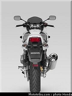 honda_cb1300s_2009_014.jpg