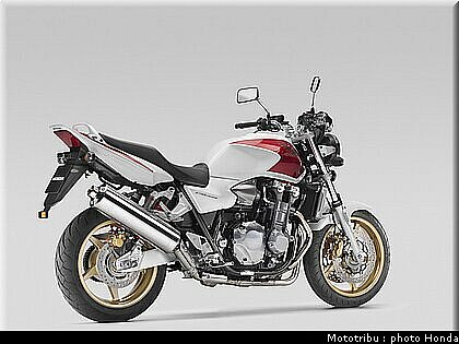tnhonda_cb1300_2009_005.jpg