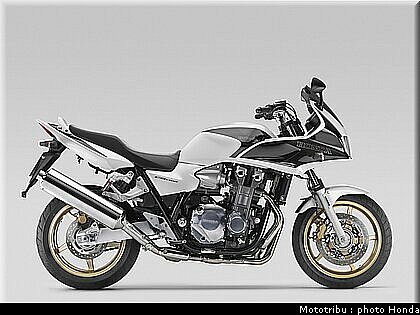 tnhonda_cb1300_2009_009.jpg
