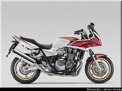 tnhonda_cb1300_2009_011.jpg