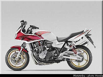tnhonda_cb1300_2009_012.jpg