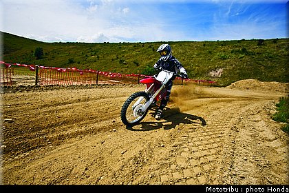 honda_450crf_2009_007.jpg