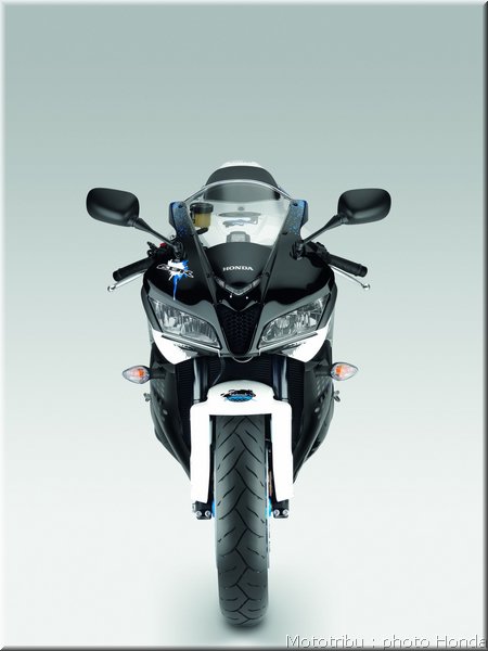 honda_600cbr_2009_013