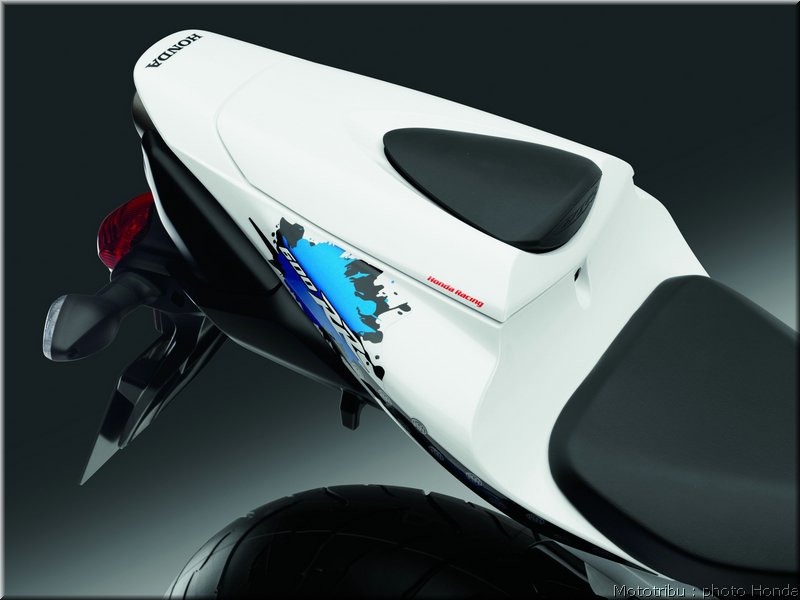 honda_600cbr_2009_017