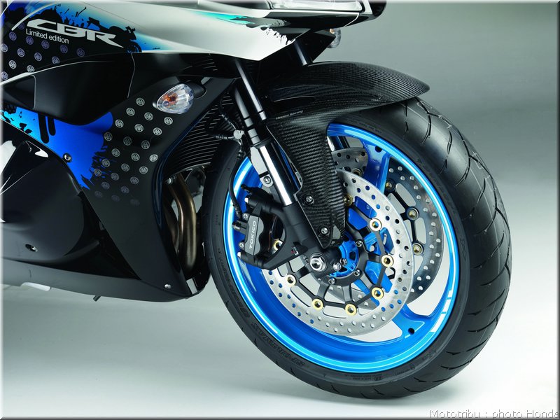 honda_600cbr_2009_018
