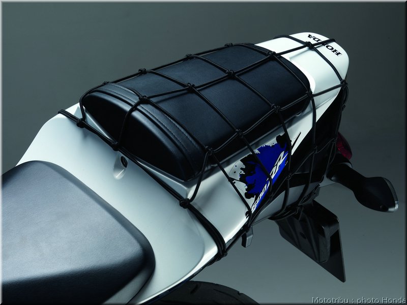 honda_600cbr_2009_023