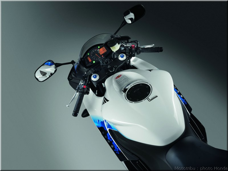 honda_600cbr_2009_029