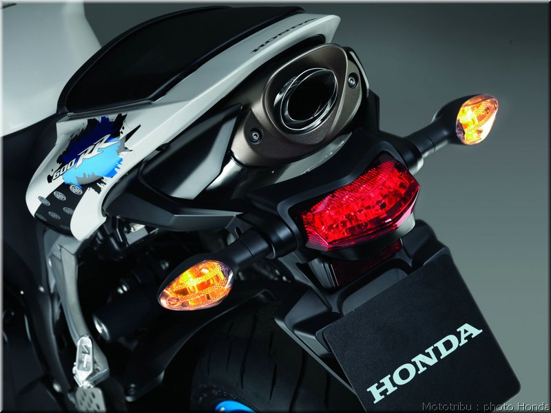 honda_600cbr_2009_034