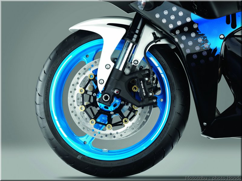 honda_600cbr_2009_051
