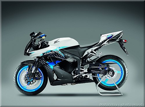 honda_600cbr_2009_002.jpg