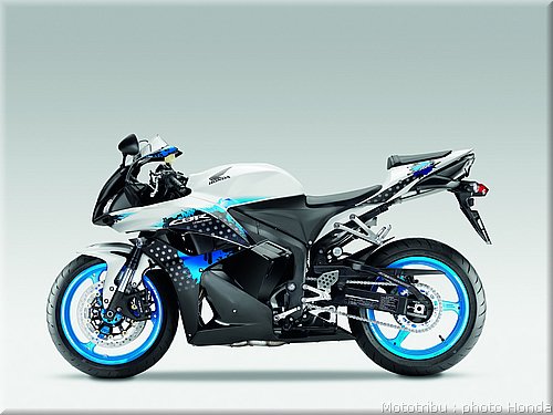 honda_600cbr_2009_006.jpg