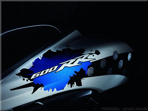 honda_600cbr_2009_049.jpg