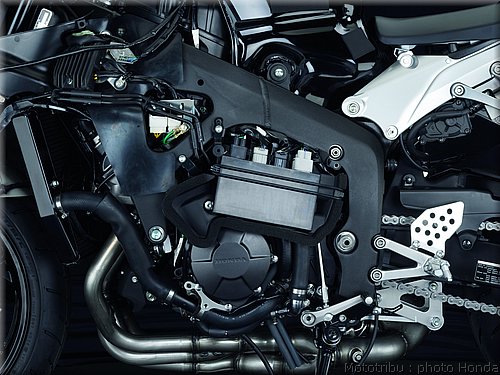 honda_600cbr_2009_058.jpg