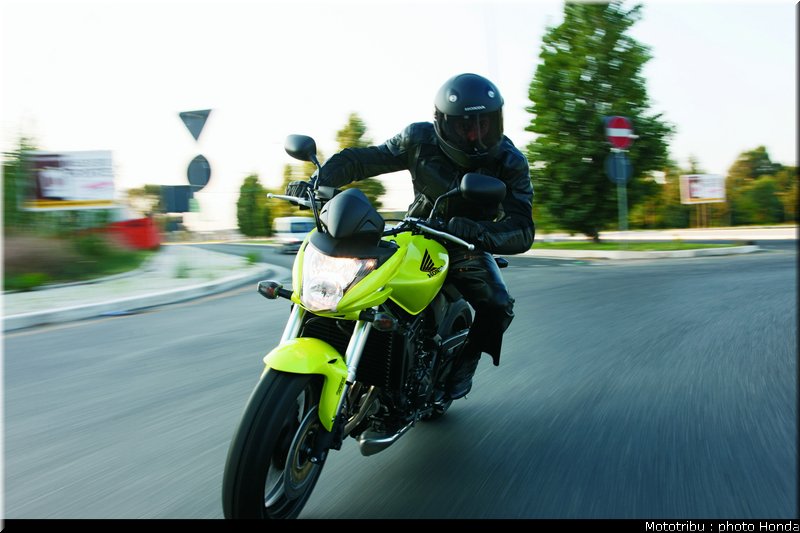 honda_600hornet_2009_0021