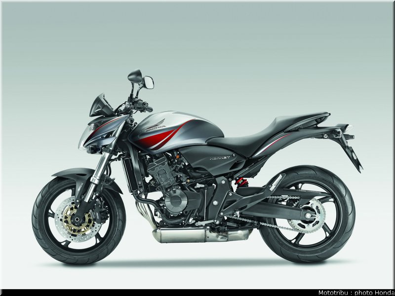 honda_600hornet_2009_0030