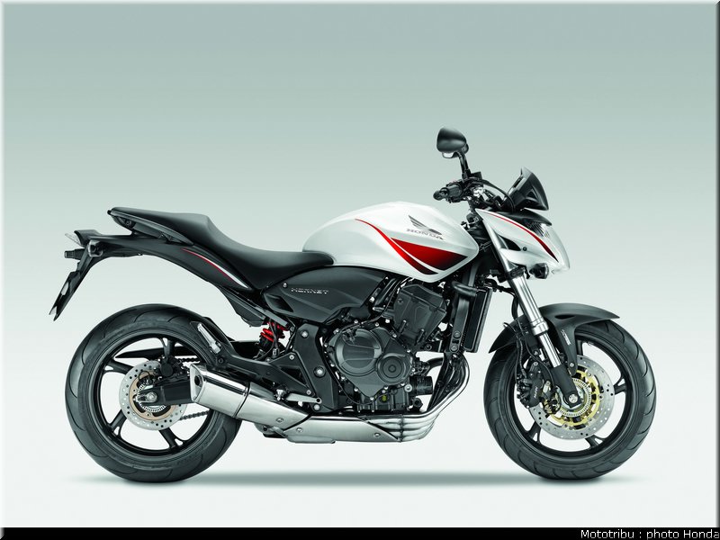 honda_600hornet_2009_0031