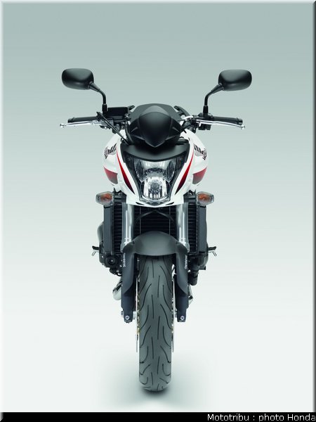 honda_600hornet_2009_0051