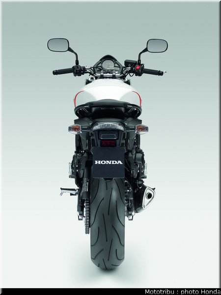 honda_600hornet_2009_0056