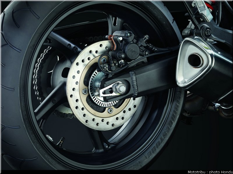 honda_600hornet_2009_0071