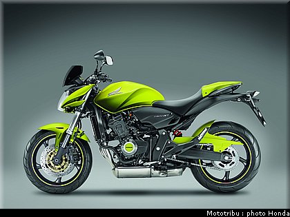 honda_600hornet_2009_0038.jpg