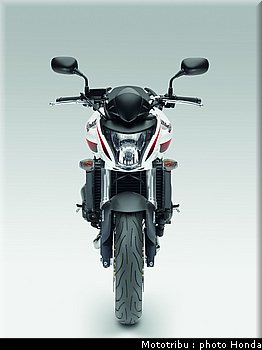honda_600hornet_2009_0051.jpg