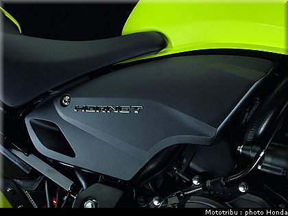 honda_600hornet_2009_0086.jpg