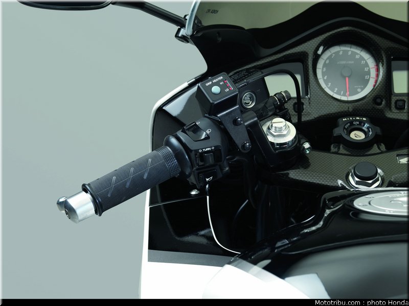 honda_800_vfr_2009_043