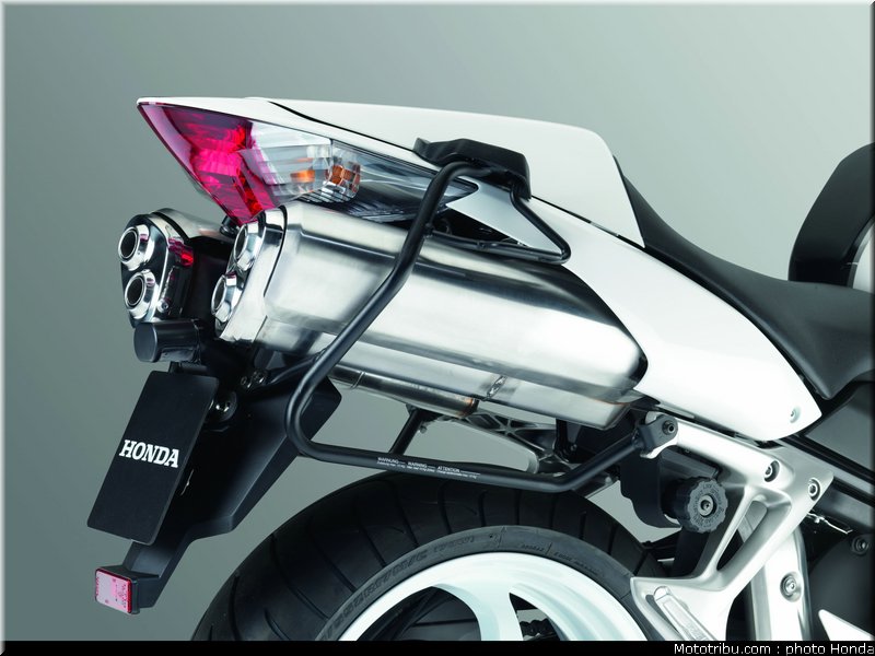 honda_800_vfr_2009_045